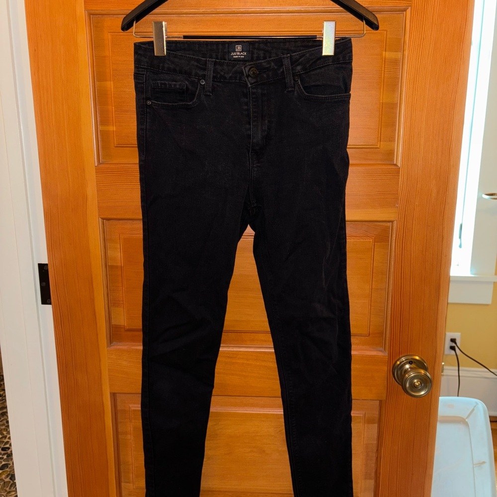 Just Black Women's Dark Skinny Jeans